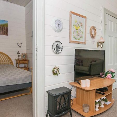 4 Person Holiday Home In R M Lakolk ภายนอก รูปภาพ