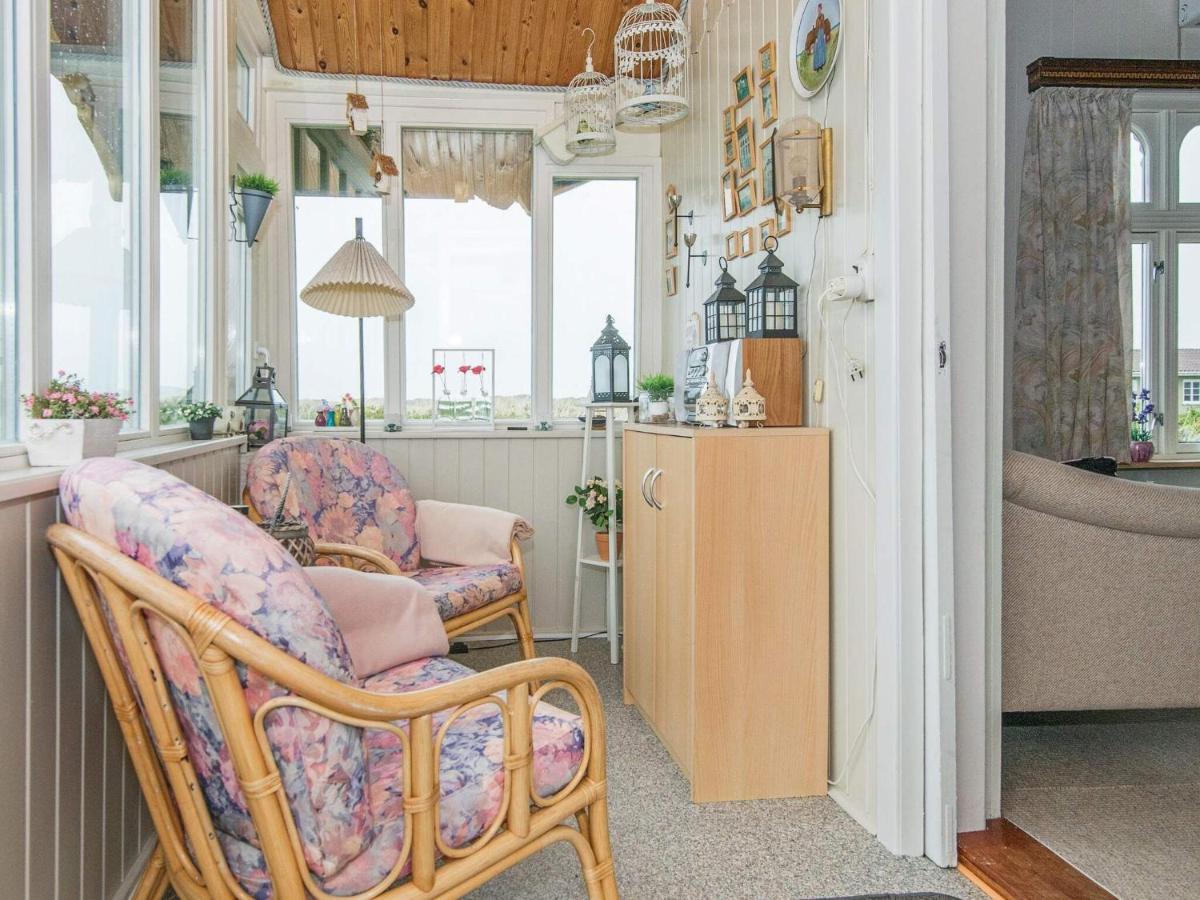 4 Person Holiday Home In R M Lakolk ภายนอก รูปภาพ