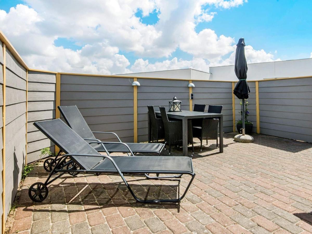 4 Person Holiday Home In R M Lakolk ภายนอก รูปภาพ