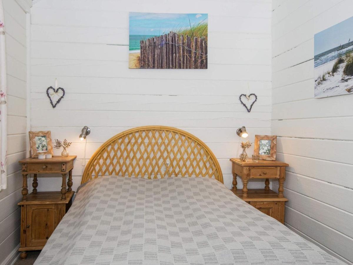 4 Person Holiday Home In R M Lakolk ภายนอก รูปภาพ