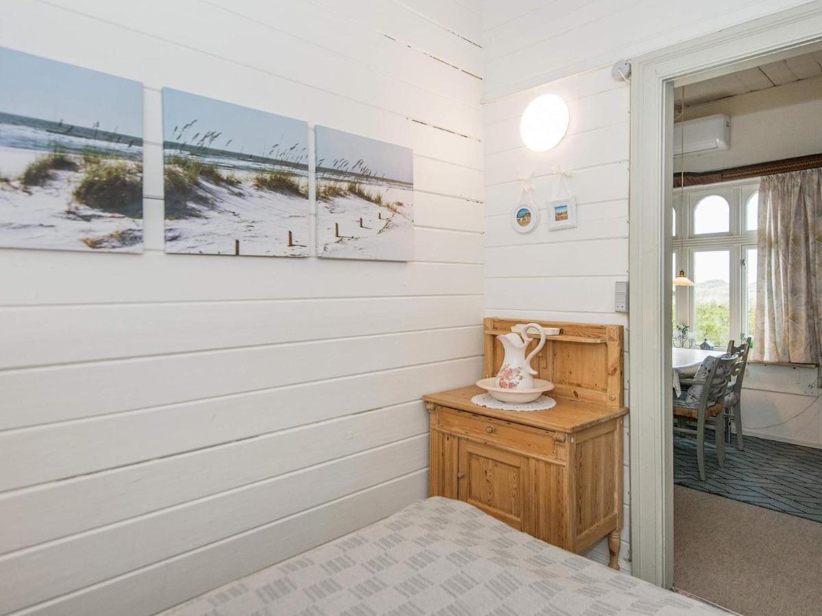 4 Person Holiday Home In R M Lakolk ภายนอก รูปภาพ