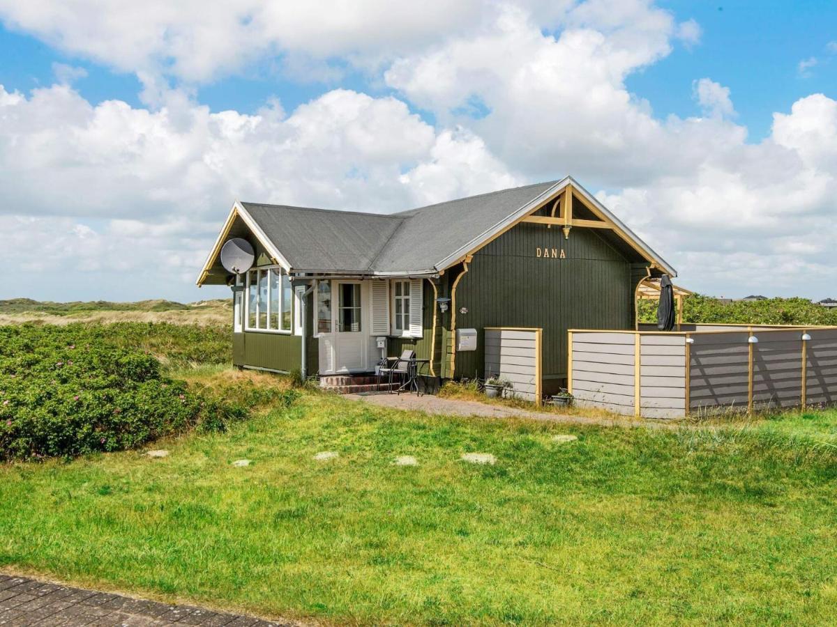 4 Person Holiday Home In R M Lakolk ภายนอก รูปภาพ